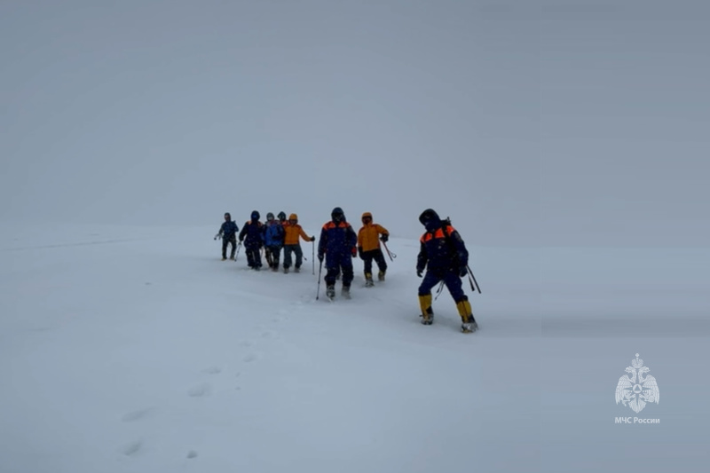 Спасатели  Центра  несут дежурство в Эльбрусском высокогорном поисково-спасательном  отряде МЧС России