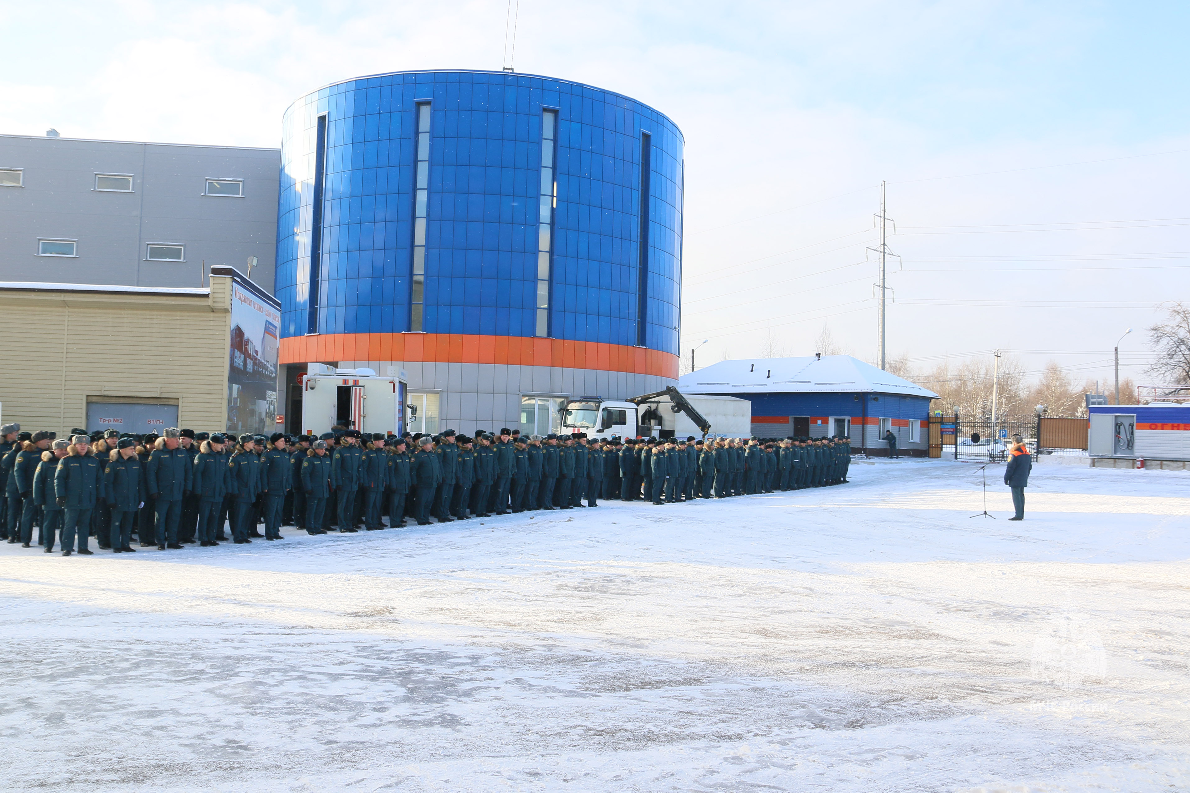 Комплексное занятие по доведению требований безопасности на зимний период  обучения 2024 года - Новости - ФГКУ «Центр по проведению спасательных  операций особого риска «Лидер»