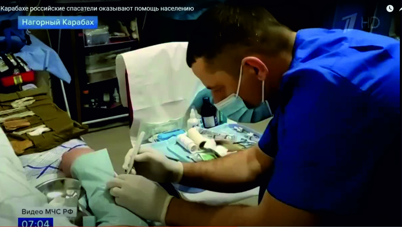 В Нагорном Карабахе российские спасатели оказывают помощь населению. Первый канал