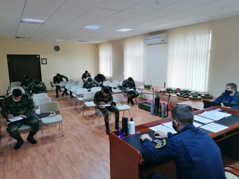 Пиротехники Центра "Лидер" проводят работы по гуманитарному разминированию местности в Республике Азербайджан 4.02.2021