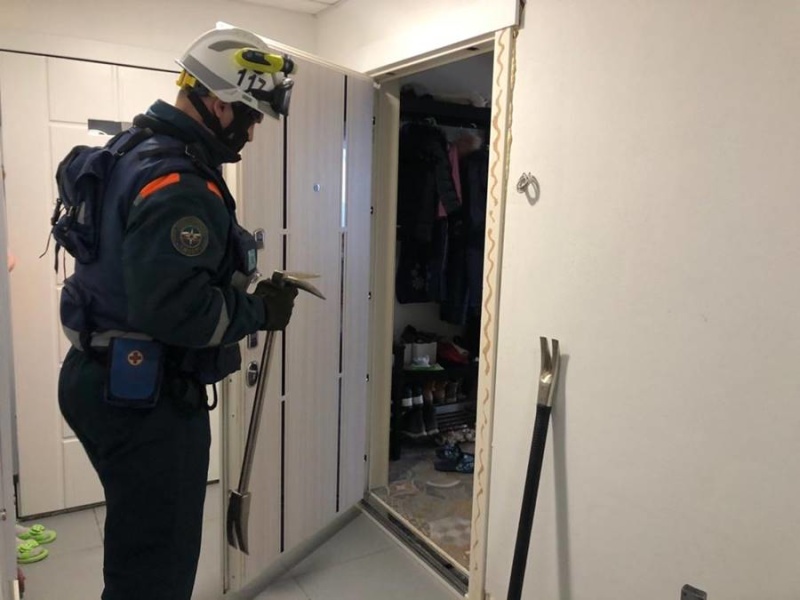 Спасатели Центра обеспечили доступ в жилое помещение