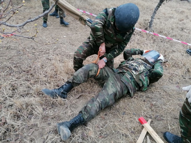 Пиротехники Центра "Лидер" проводят работы по гуманитарному разминированию местности в Республике Азербайджан 11.03.2021