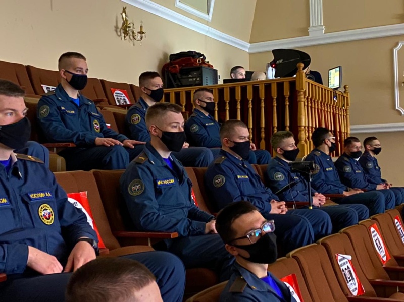 Военнослужащие проходящие службу по призыву посетили ДК «Мосрентген»