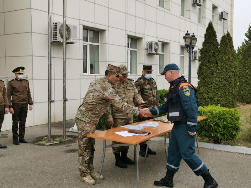СМИ о нас: В Азербайджане наградили специалистов Центра за разминирование в Карабахе. Видео
