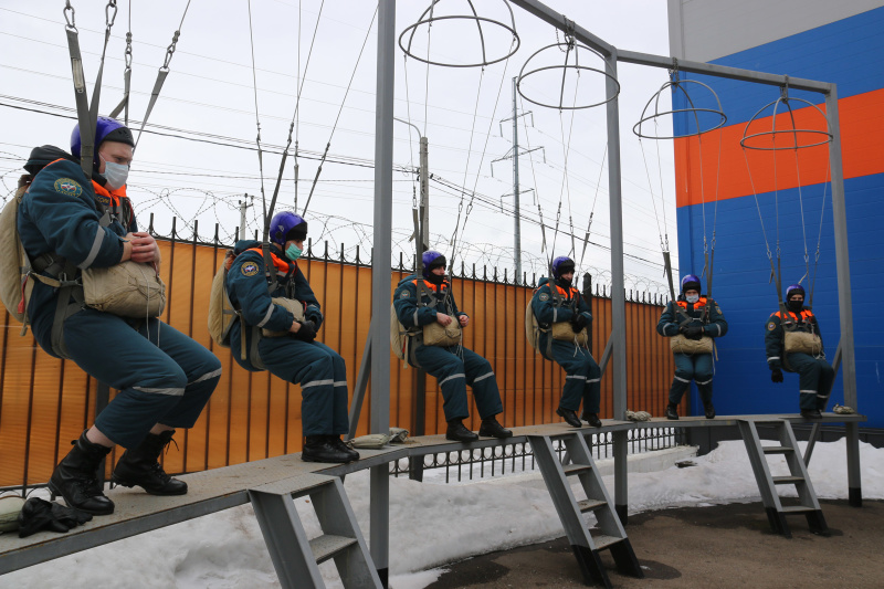 Завершилось обучение по воздушно-десантной подготовке