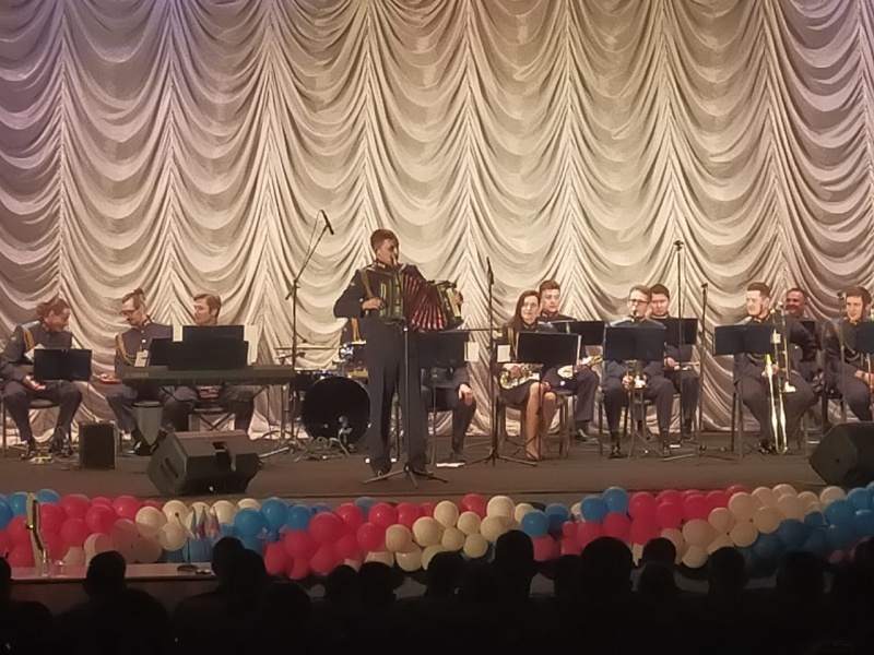 Концерт для жителей городка