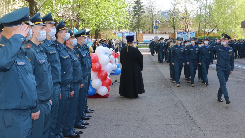 В Центре "Лидер" состоялись проводы отряда на выполнение пиротехнических работ в г. Керчь (Республика Крым)