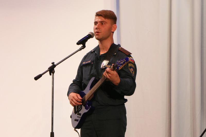 Концерт военнослужащих срочной службы