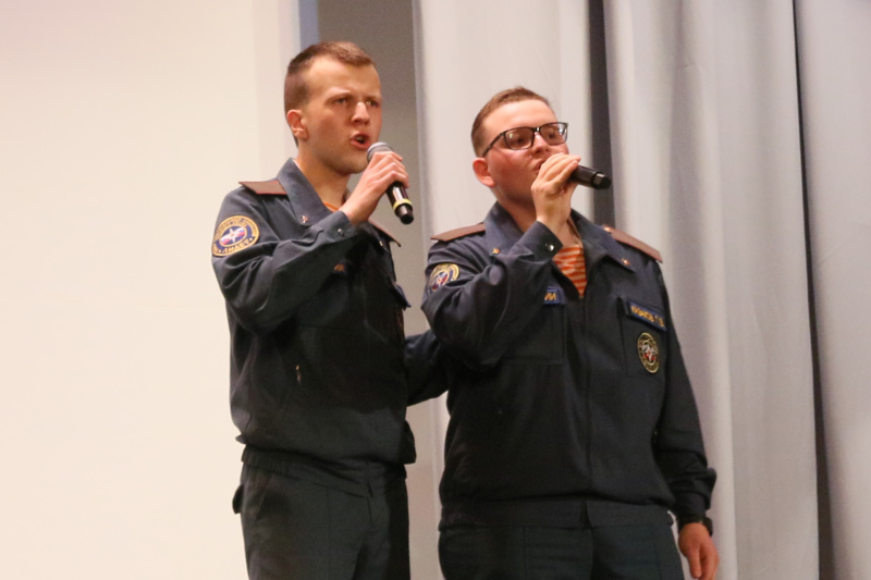 Концерт военнослужащих срочной службы