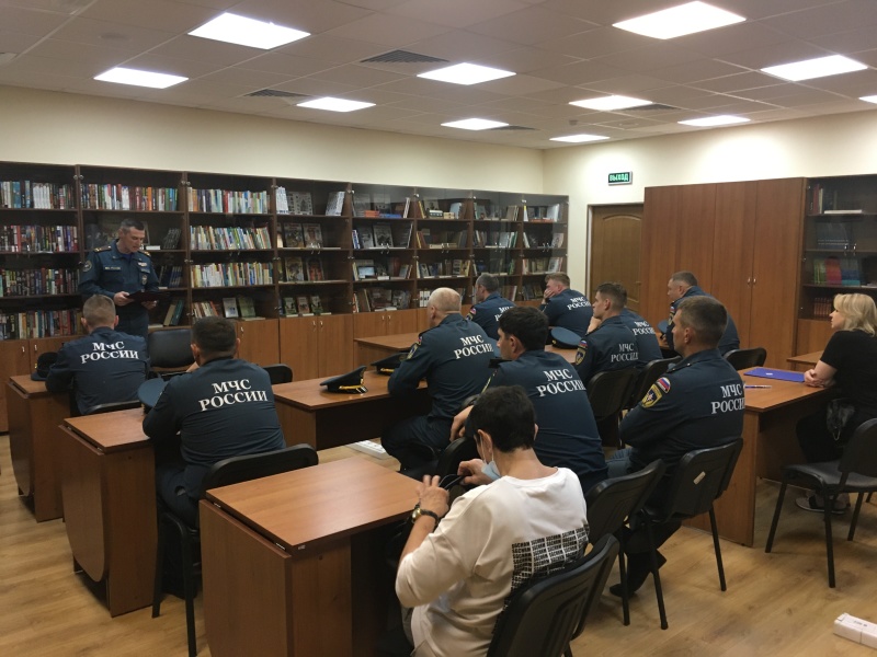 Со специалистами 4 управления проведено занятие на тему «Великая моя Россия»