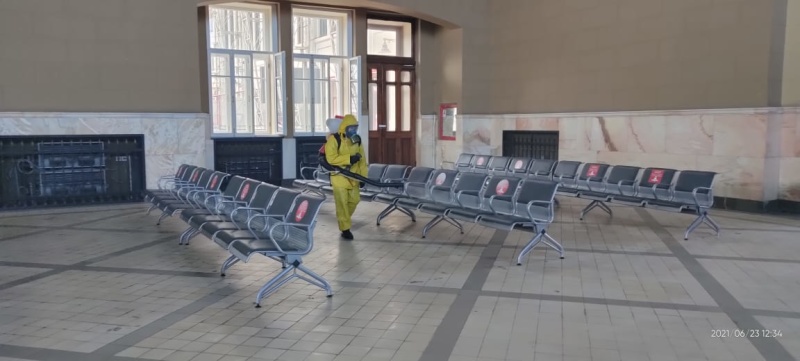 Проведена спецобработка порядка 60 тысяч кв м территории Киевского вокзала Проведена спецобработка порядка 60 тысяч кв м территории Киевского вокзала
