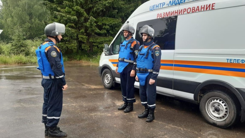 Пиротехники Центра уничтожили семь взрывоопасных предметов
