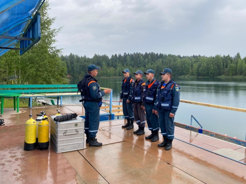Тренировочные водолазные спуски