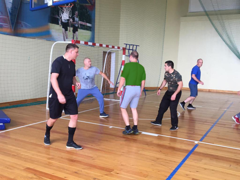 В рамках занятий по физической подготовке проведен матч по мини-футболу В рамках занятий по физической подготовке проведен матч по мини-футболу