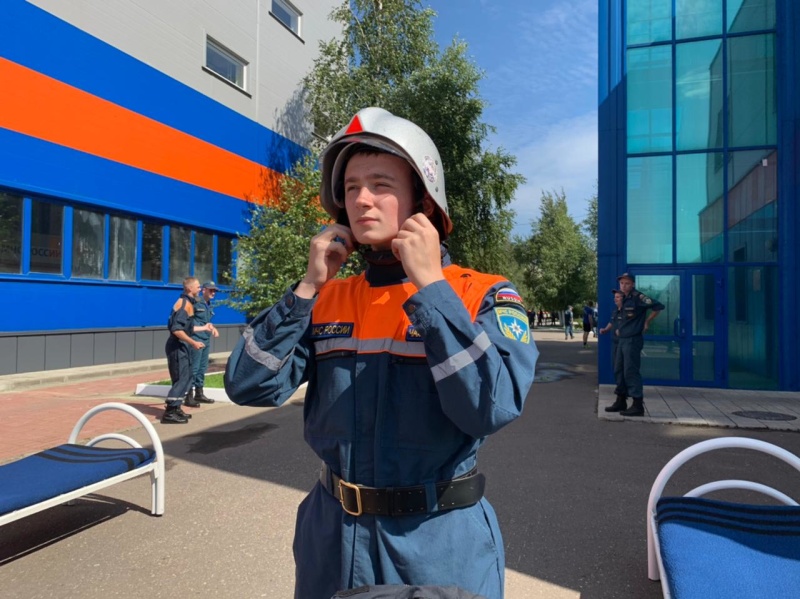Спортивный праздник с личным составом военнослужащих срочной службы
