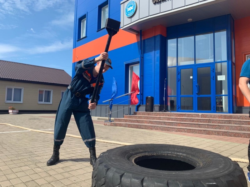 Спортивный праздник с личным составом военнослужащих срочной службы