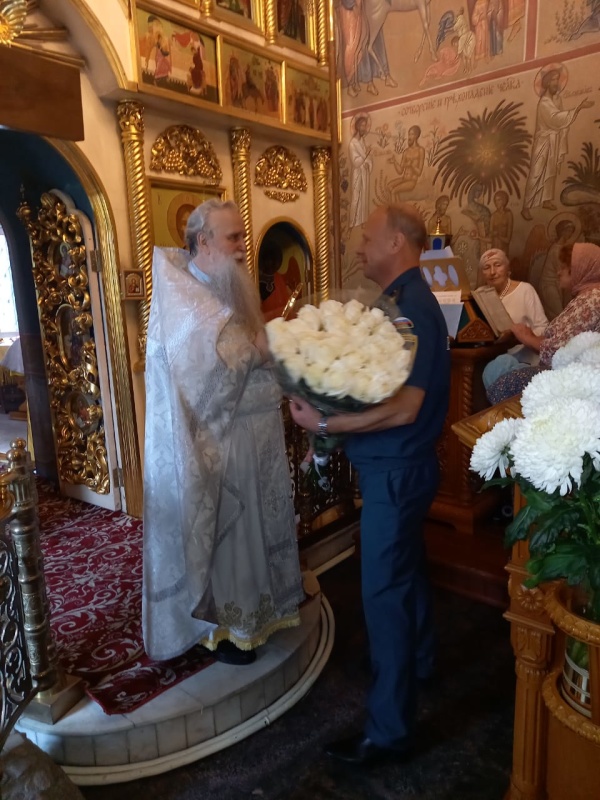 Начальник Центра поздравил Отца Сергия с праздником Преображения Господня! Начальник Центра поздравил Отца Сергия с праздником Преображения Господня!