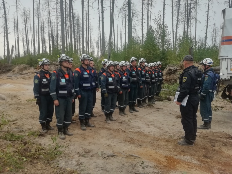 Спасатели Центра выполняют задачи по ликвидации очагов пожаров  в Мордовии