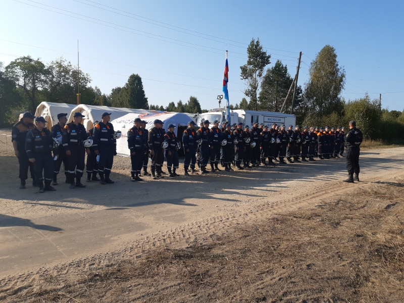 Спасатели Центра выполняют задачи по ликвидации очагов пожаров в Мордовии 31.08.2021