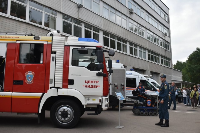 Торжественный митинг, посвященный «Дню знаний», в Колледже Инфолайн
