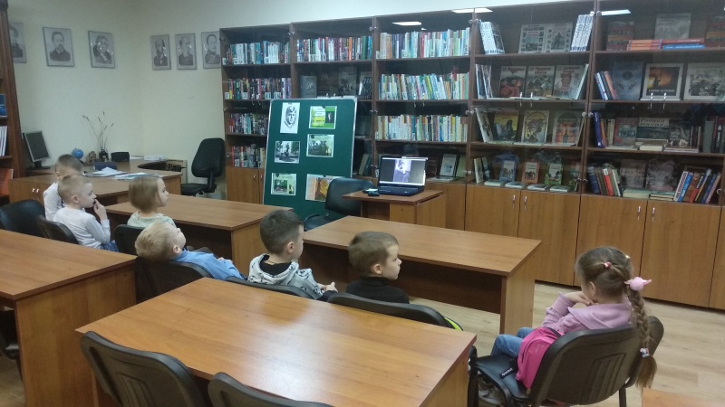 Для детей сотрудников Центра проведено  занятие о жизни и творчестве Сергея Есенина