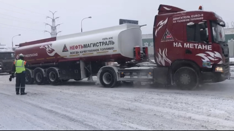 Оказание помощи водителям большегрузных автомобилей