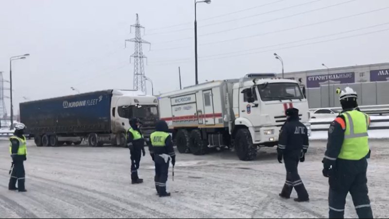 Оказание помощи водителям большегрузных автомобилей