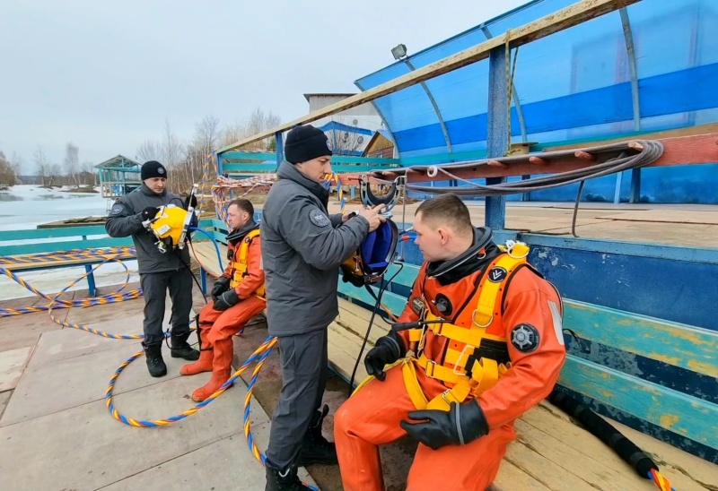 Завершились  сборы  отдела  аварийно-спасательных водолазных работ.Видео
