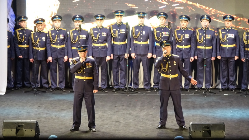 В Центре прошел концерт Ансамбля песни и пляски Воздушно-десантных войск России