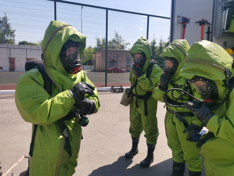 С личным составом управления РХБ защиты были проведены занятия