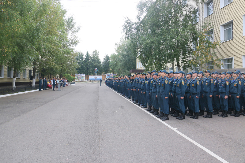 Торжественный митинг, посвященный Дню Государственного флага Российской Федерации