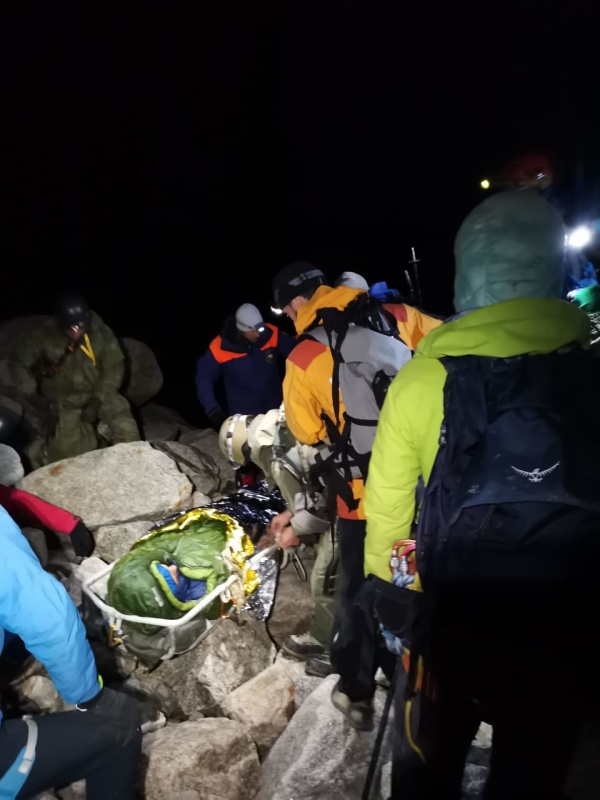 Спасатели Центра продолжают нести дежурство в Эльбрусском  высокогорном    поисково-спасательном  отряде МЧС России
