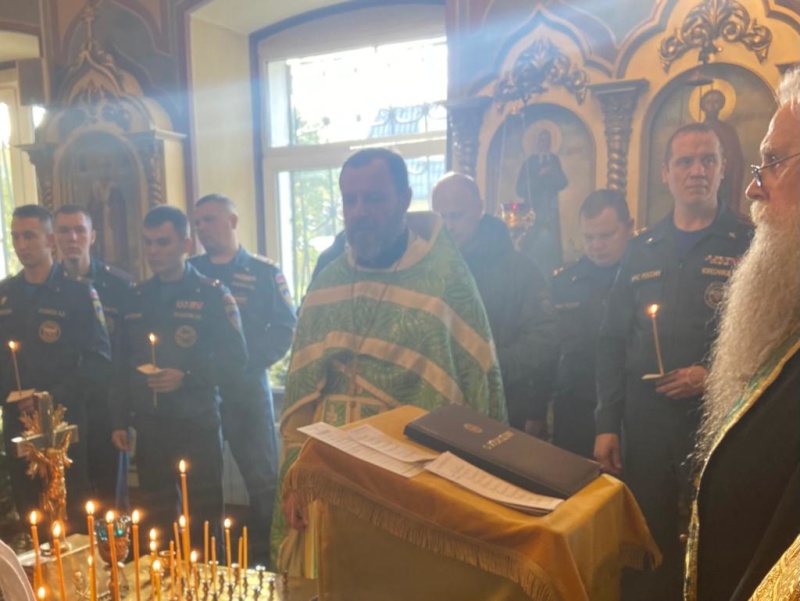 В Храме Святой Живоначальной Троицы отслужили панихиду по новопреставленному воину Алексею