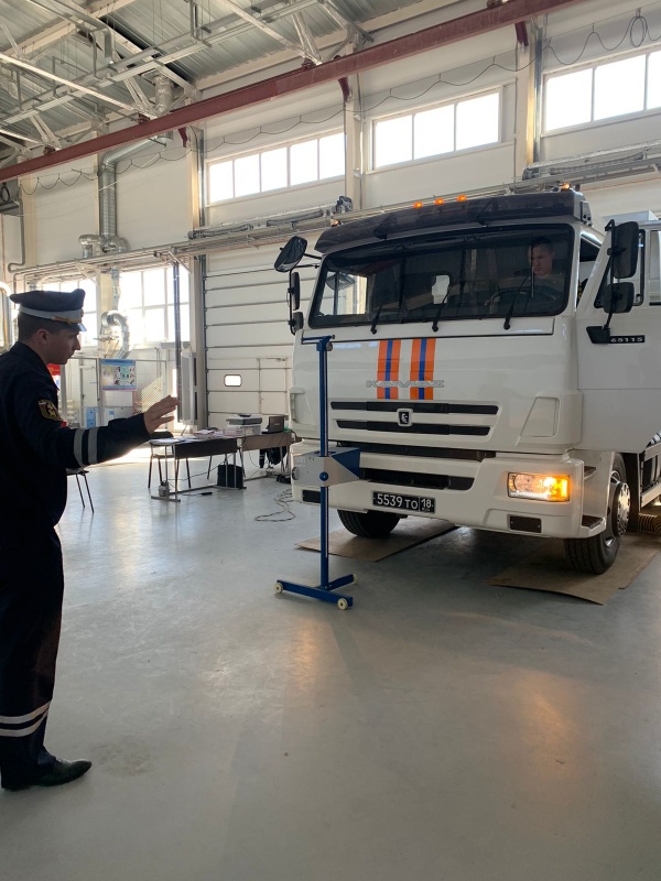 Технический осмотр транспортных средств в ФГКУ «Сибирский спасательный центр МЧС России»