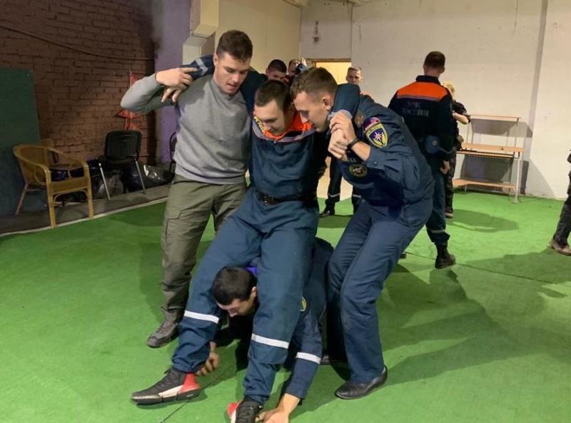 Занятие в области тактической медицины