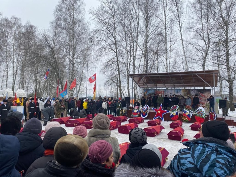 Участие в торжественном закрытии «Вахты памяти»