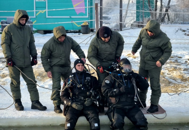 Учебно-тренировочные  сборы  водолазов   Центра