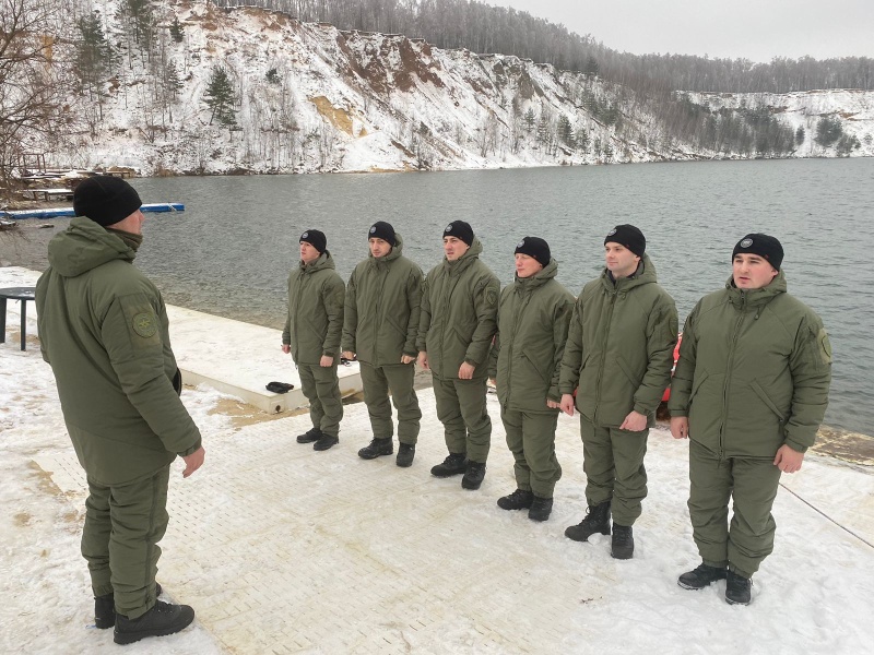 Учебно-тренировочные  сборы  водолазов   Центра
