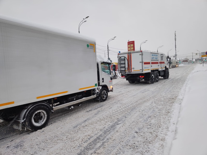 Помощь водителям  автотранспорта