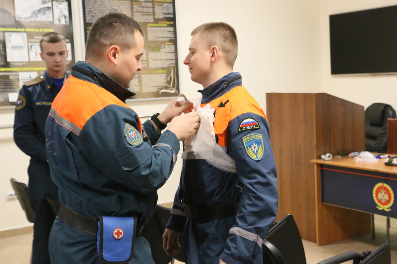 Проведение занятий с личным составом дежурной смены и расчета РХР