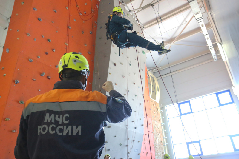 Проведение занятий с личным составом дежурной смены и расчета РХР