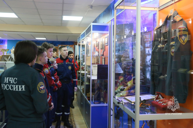 Проведена экскурсия и занятия с курсантами Всероссийского студенческого корпуса спасателей