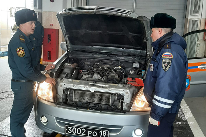 Проводится технический осмотр транспортных средств  в ФГКУ «Донской спасательный центр  МЧС России»