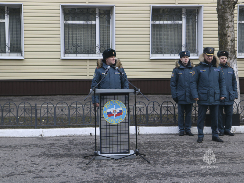 В Центре проводили начальника вещевой службы на новое место службы
