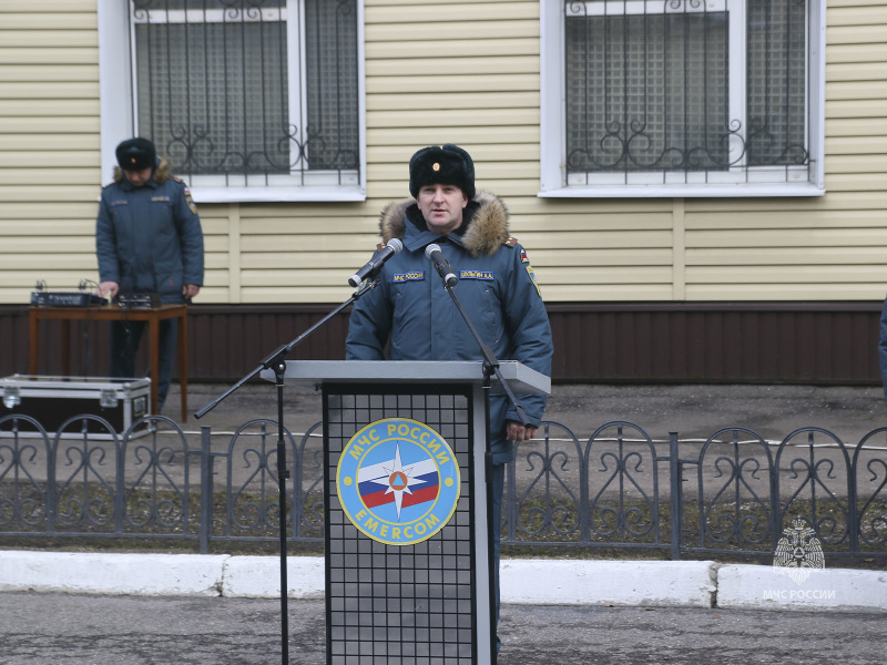 В Центре проводили начальника вещевой службы на новое место службы