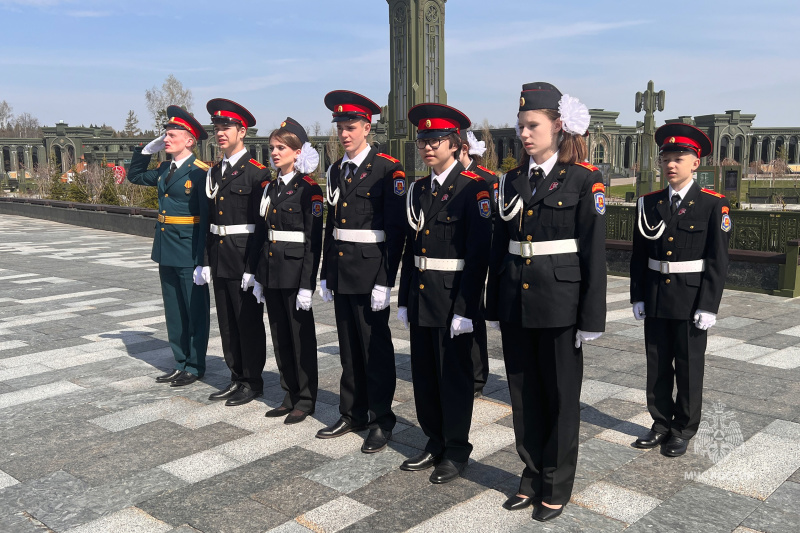 Участие в посвящении учащихся школы № 2094 в звание "Российского кадета"