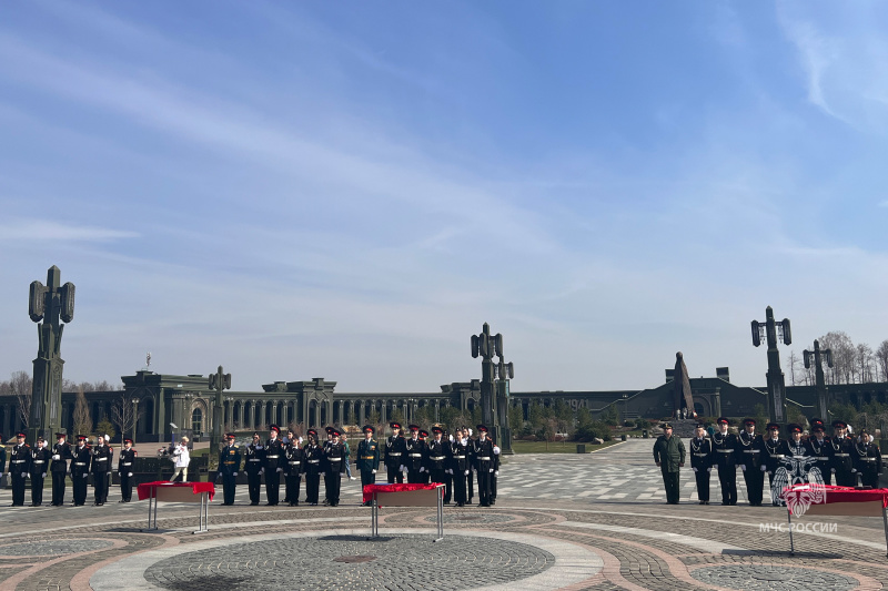 Участие в посвящении учащихся школы № 2094 в звание "Российского кадета"