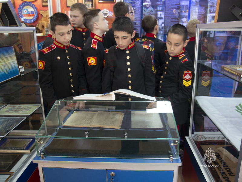 Экскурсия для воспитанников Московского Суворовского военного училища
