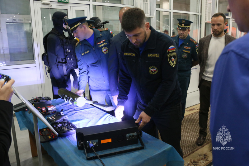 Проведение рабочей встречи с  производителями имущества и экипировки МЧС России