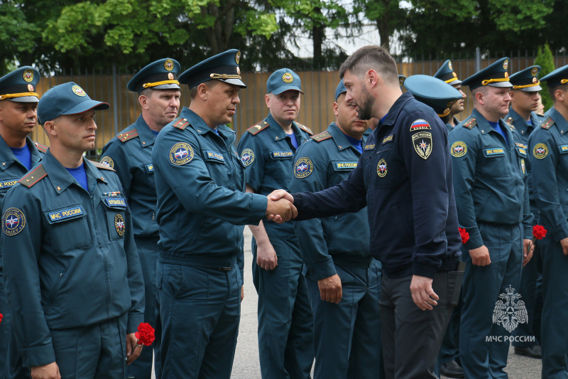 Встреча отрядов  из служебной командировки